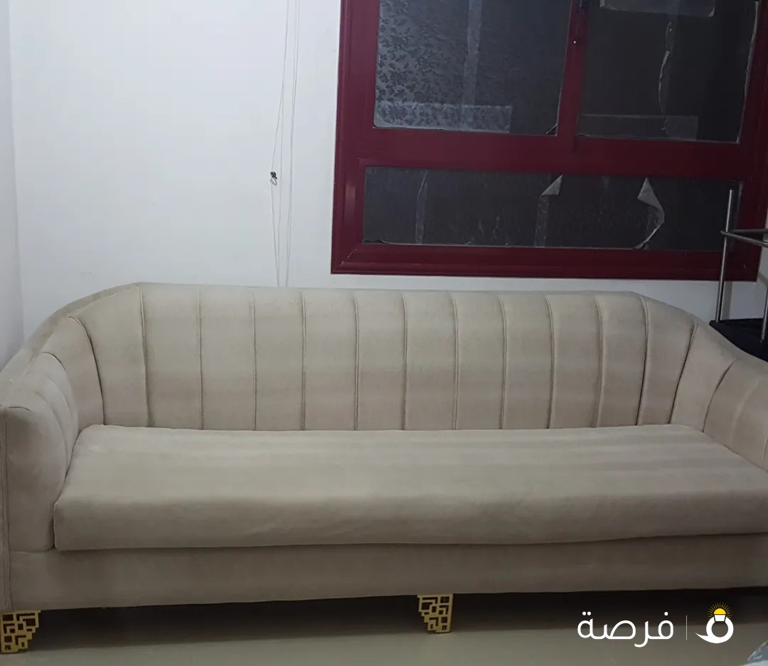 كنبة جديدة