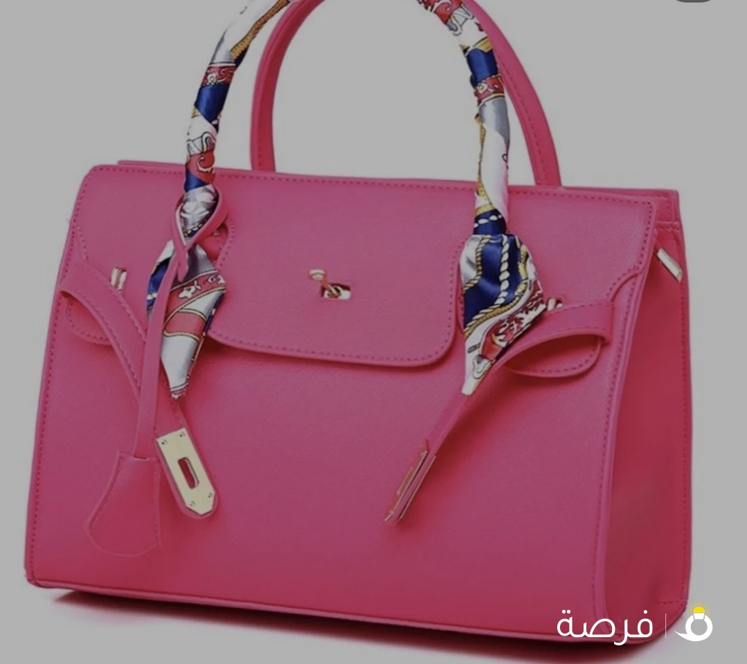 شنطة يد فاخرة جديدة لون وردي بتصميم ايطالي.