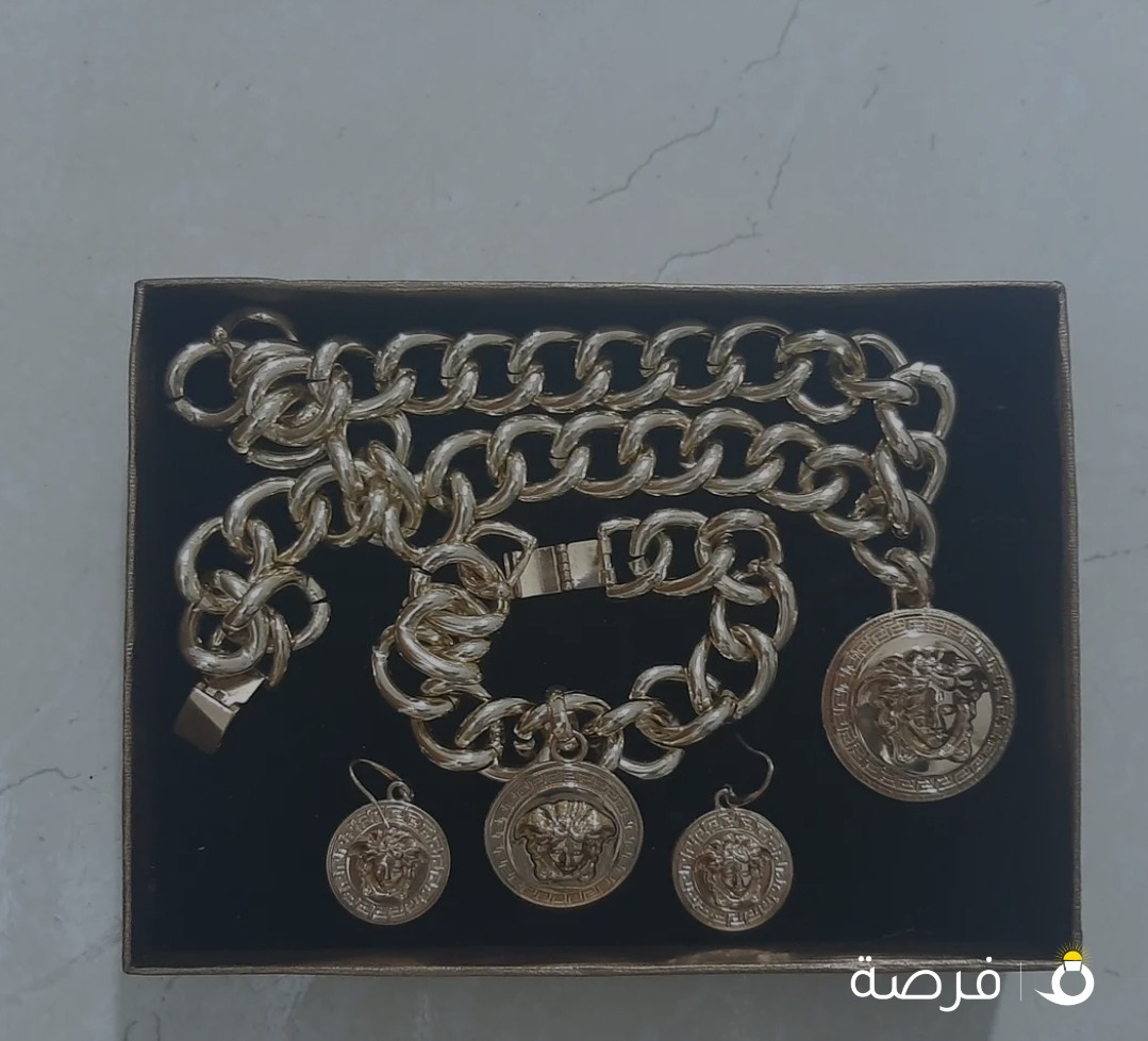 طقم فرزاتشي Versace set