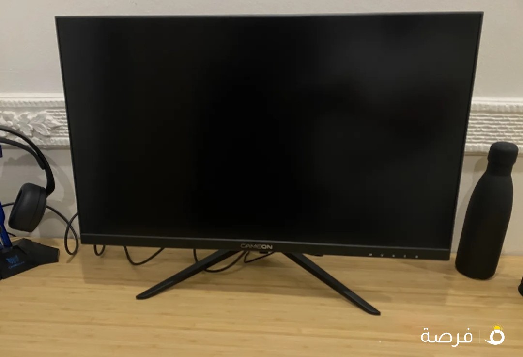 شاشة قيمنق 165hz استعمال اقل من اسبوع نظيييف مافيه ولا شي (البيعة سريعة