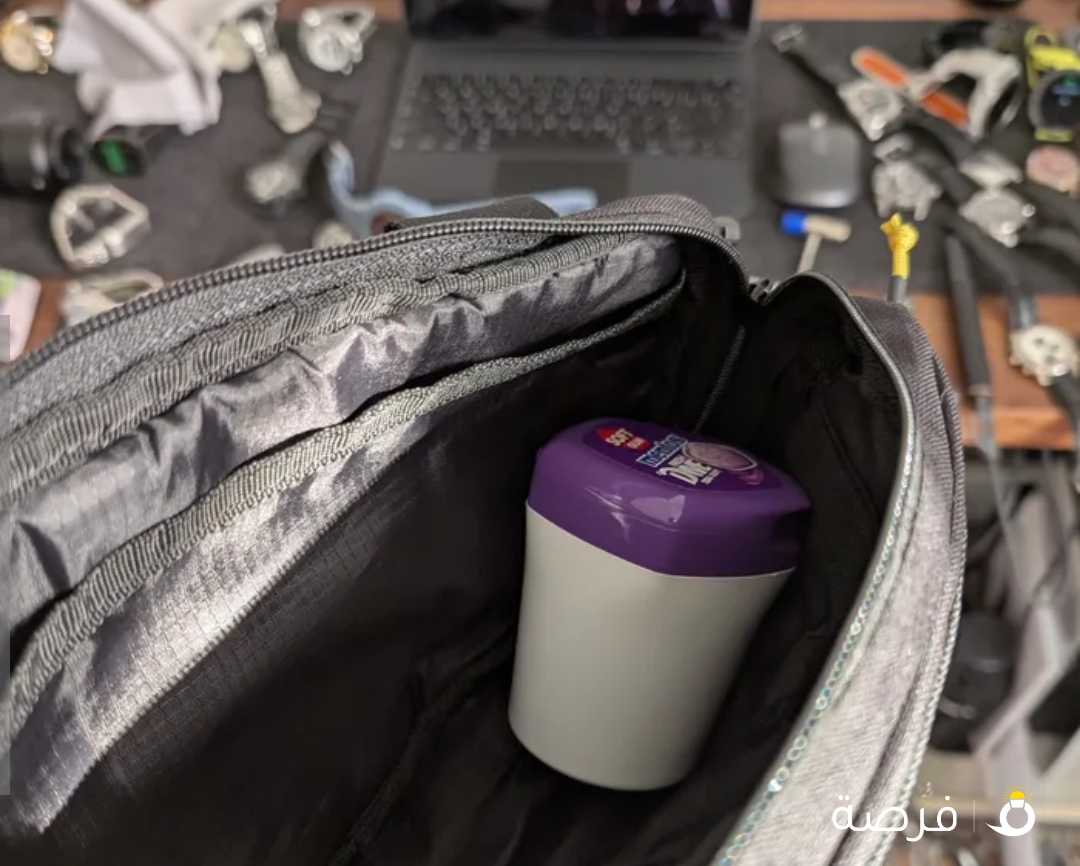 25 KD like new, Nitecore SLB-03 Shadow Sling Bag imported low offers will be ignored