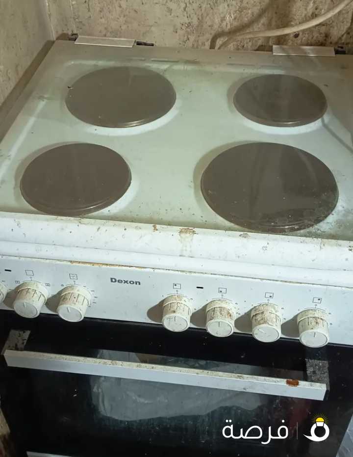 طباخ أربع عيون كهربا الحاله ممتازه
