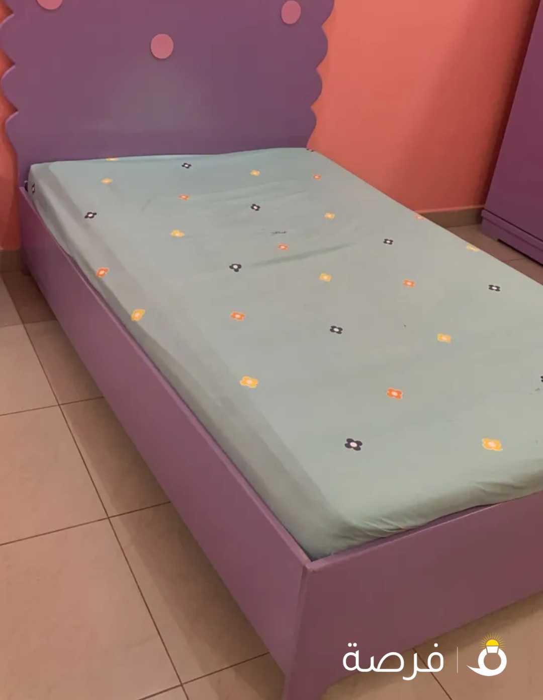 سرير نظيف جدااااا من غير اسفنج للبيع بسعر مناسب بالجهراء200×112الطول مترين والعرض متر و12