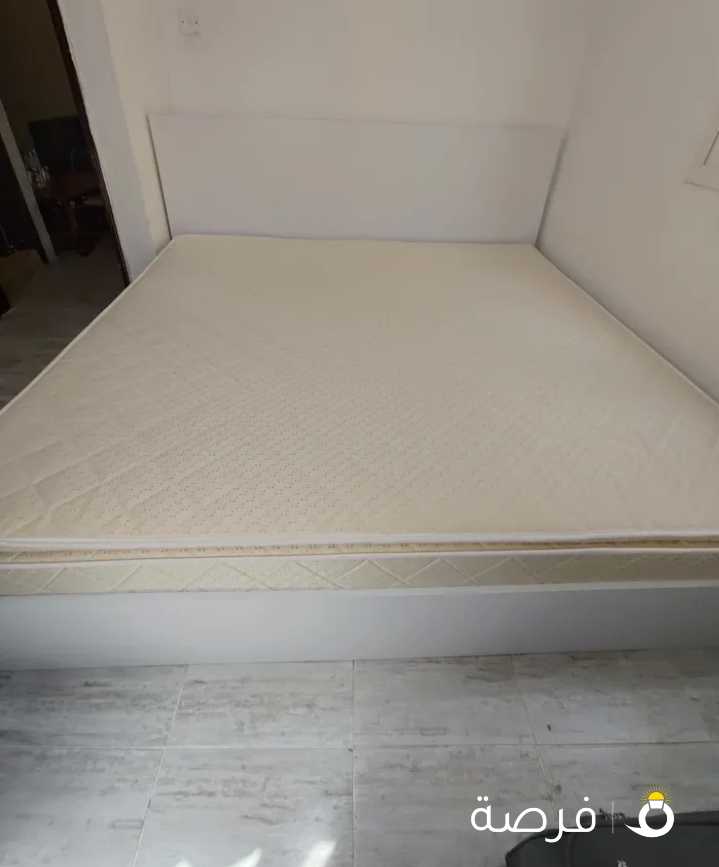 2 month used banta bed and mattress size 200*200