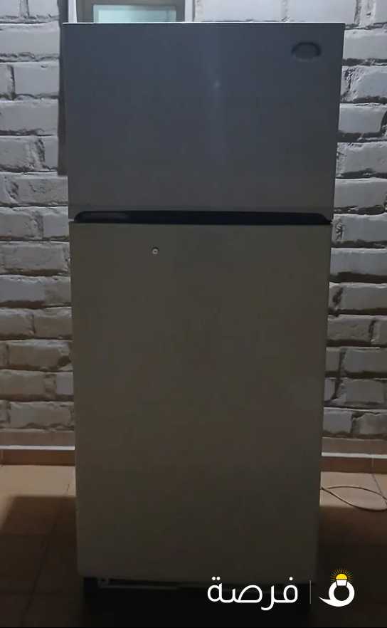 ثلاجه هيتاشى شبه جديده