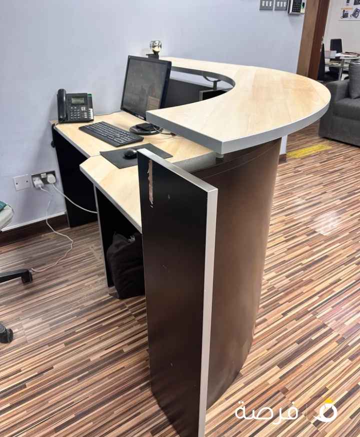 USED OFFICE TABLE