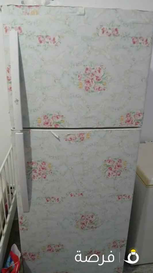 ثلاجه للبيع ب25