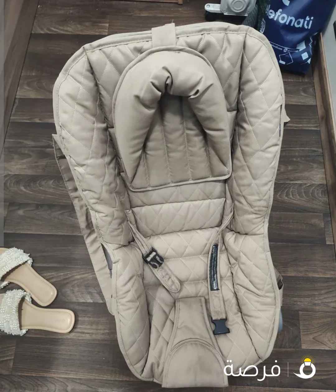 كرسي اطفال نظيف من جونيور