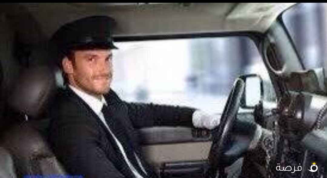 ساييق يعرف عربي وانقليزي ويعرف قوقل ماب وكل شي
خبره بالكويت وقطر