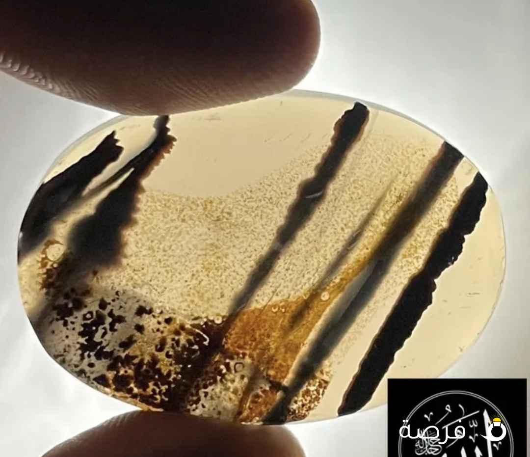 حجر من العقيق اليماني المصور ( لفظ الجلاله )