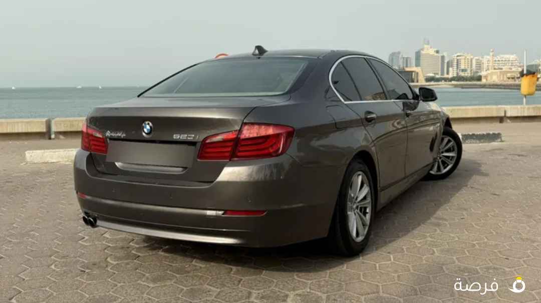 للبيع او للبدل BMW 520 موديل 2013 كامل المواصفات وارد الوكاله
