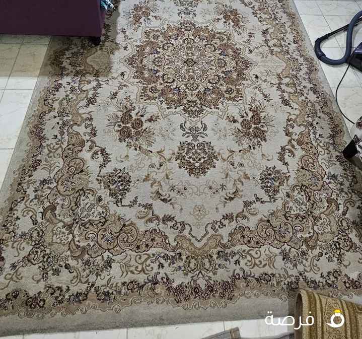 2 سجادة للبيع كبيرة وصغيرة