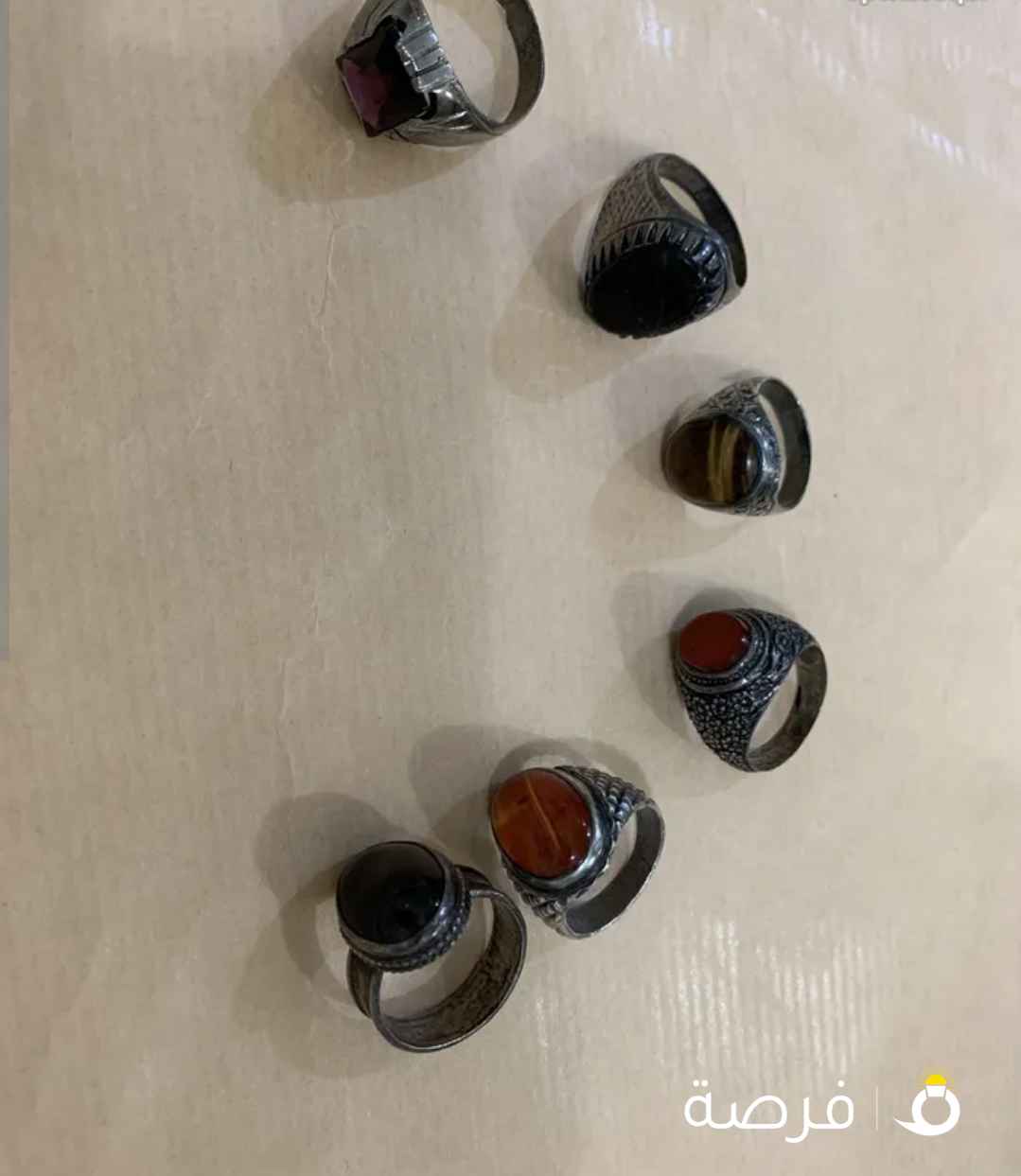 للبيع 6 خواتم عقيق اصلي من النوادر كلهم نحاس