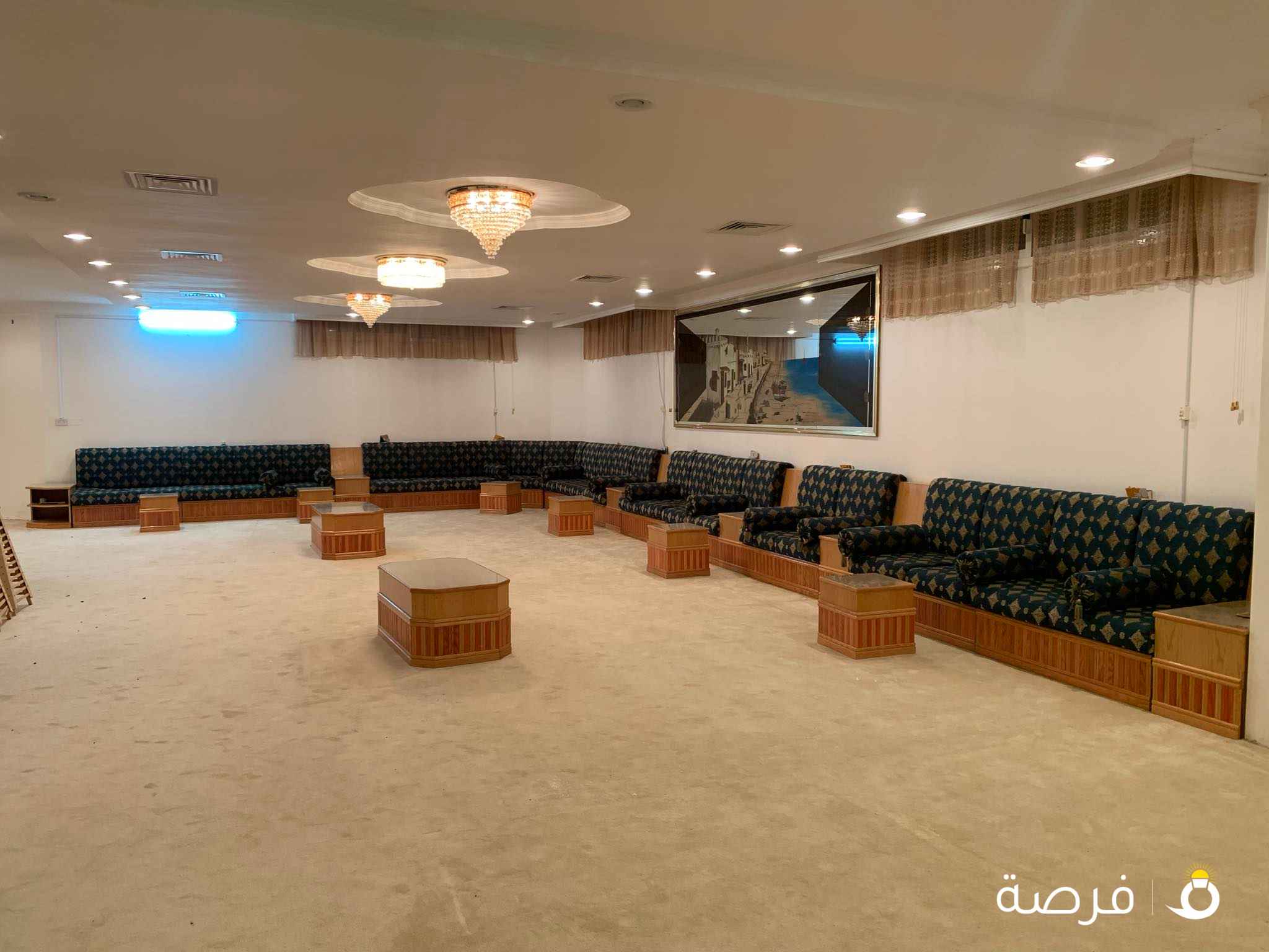 للبيع طقم ديوانية كامل تفصال محلي طول 20 متر