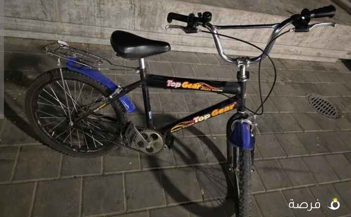 دراجه هوائيه زرقاء اللون