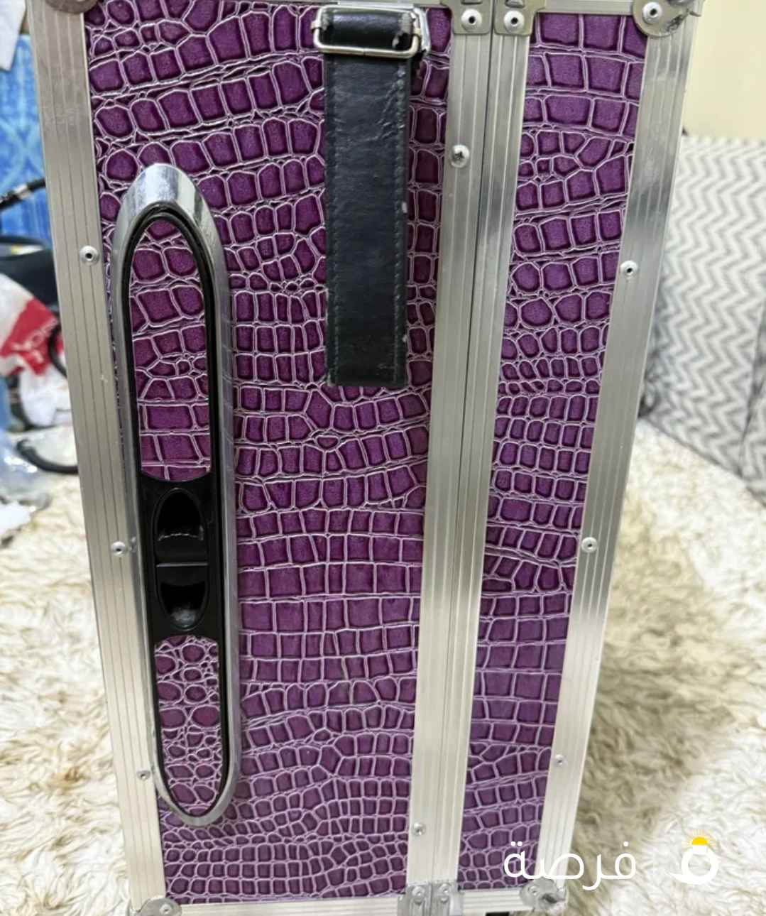 حقيبة مكياج بإضاءة ld