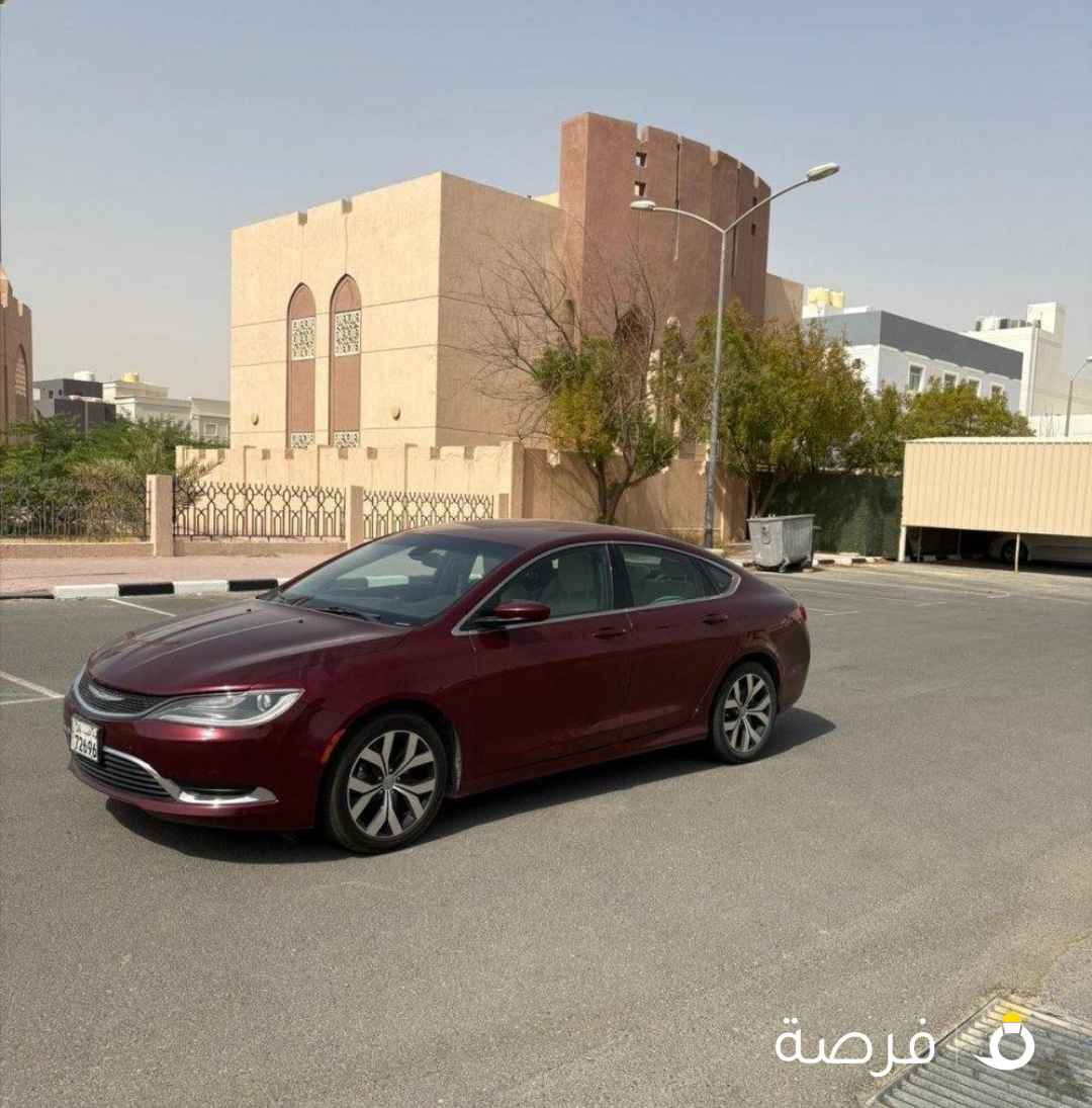 للبيع كرايلزر موديل 2016 200c