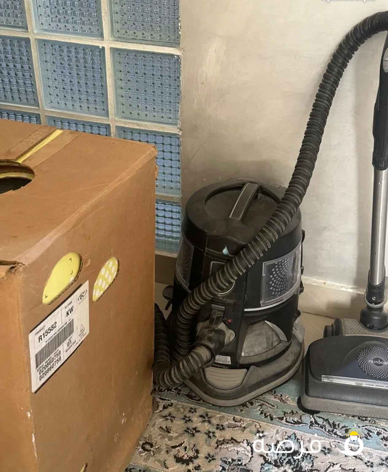 مكنسة رينبو استعمال خفيف جداً معها جميع اغراضها التواصل عبر الواتساب