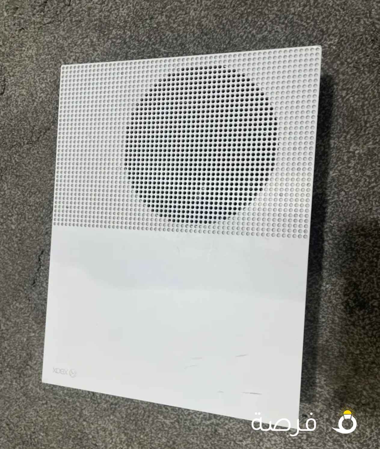 اكسبوكس1s مع كامل اغراضه على السوم