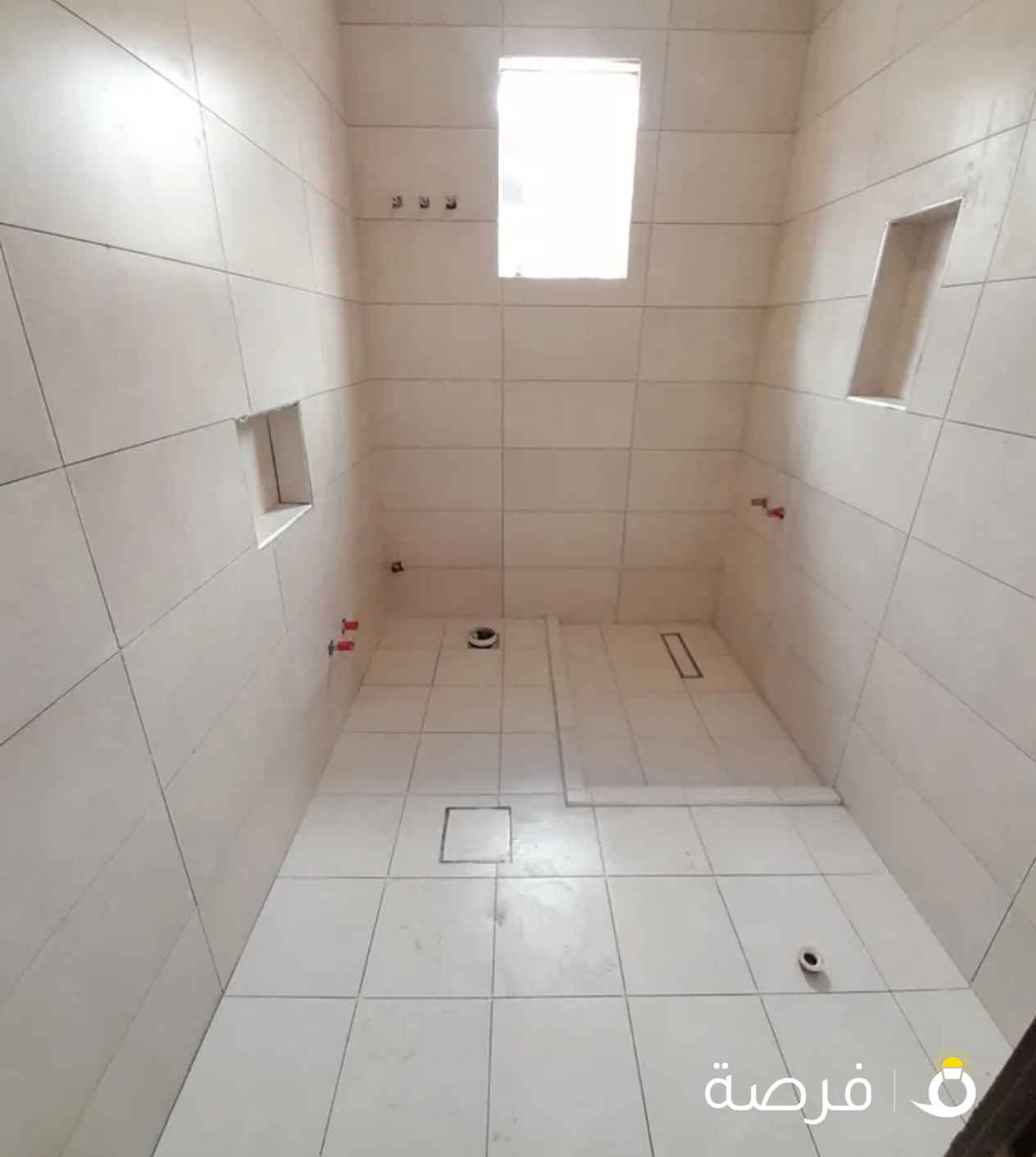 معلم تركيب وتكسير سراميك رخام جرانيت باركيه وتركيب المطابخ والحمامات تمديد الصحي وصيانتها