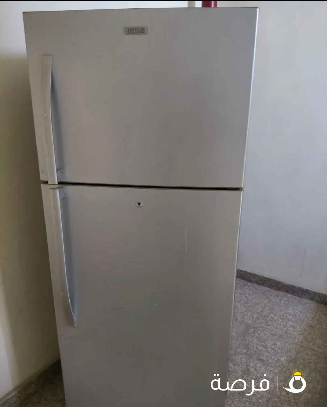 ثلاجه اجنيس ايطالي