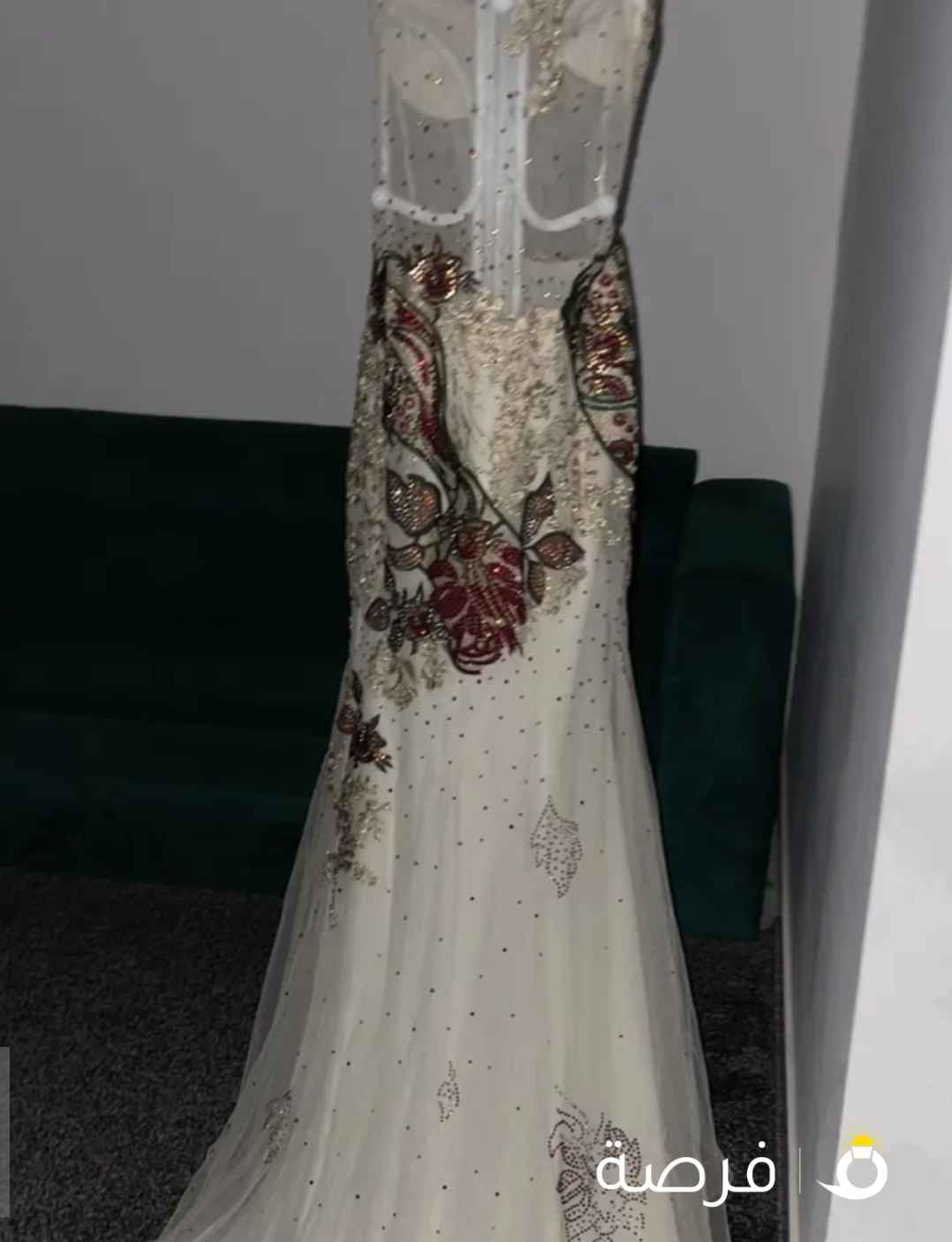 فستان تركي لبسته 4 ساعات فقط شريته بي 70 دينار ابي فيه 12 معاه كيس ماله + بدي متحركه