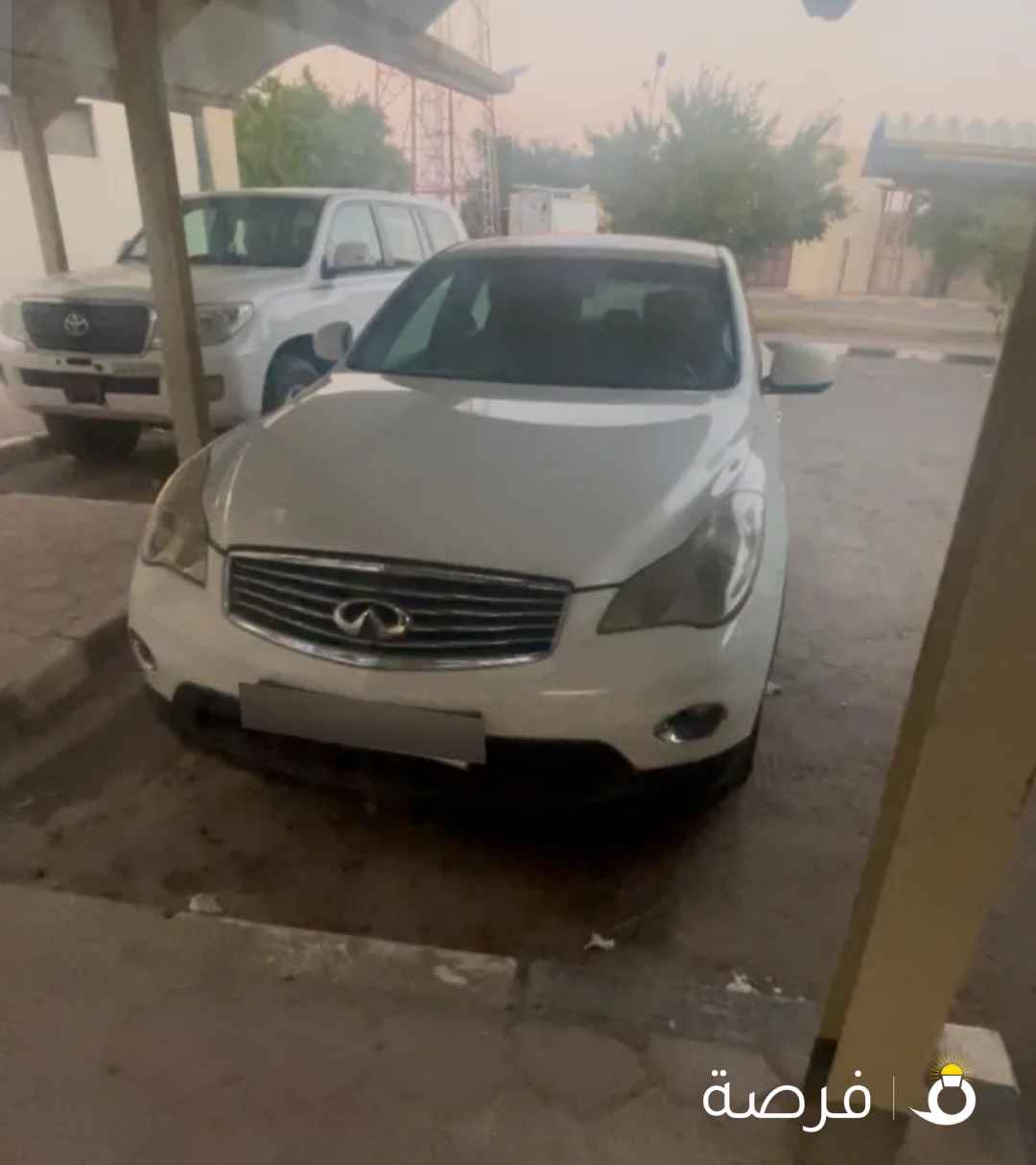 للبيع انفنتي ex35 / 2010