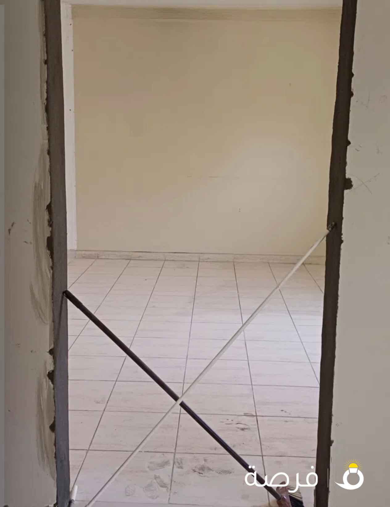 قاسم علي معلم سراميك تكسير تركيب حمام ومطبخ ارضيات تركيب باركية ارخام تكسير جيبسم بود تكسير طوفة طاب