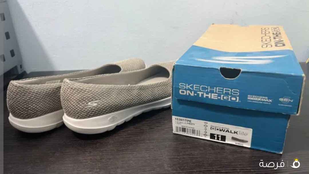 كوتشي sketchers اصلي جديد مو مستعمل مقاس 41 للنساء