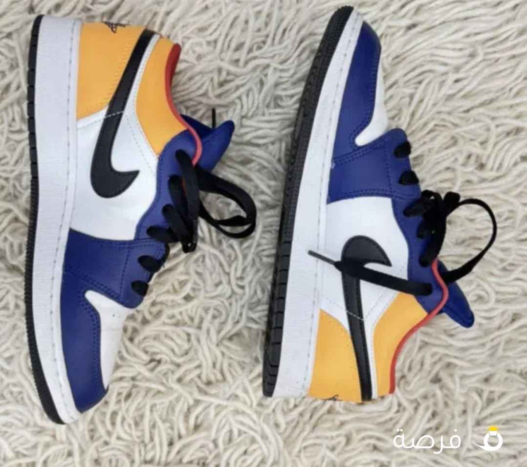 للبيع نايك اصلي مستعمل مرتين كالجديد مقاس ⁦⁦38⁩⁩