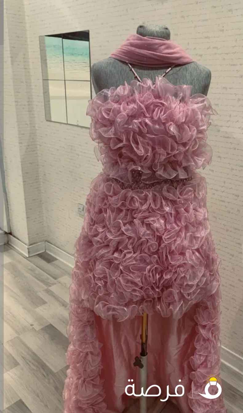 فساتين للبيع القطعة