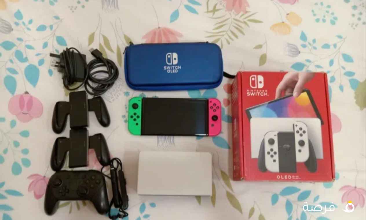 نينتندو سويتش اوليد مع يد نينتندو برو و شنطة للننتندو والكرتونه نضيف جدا استعمال خفيف