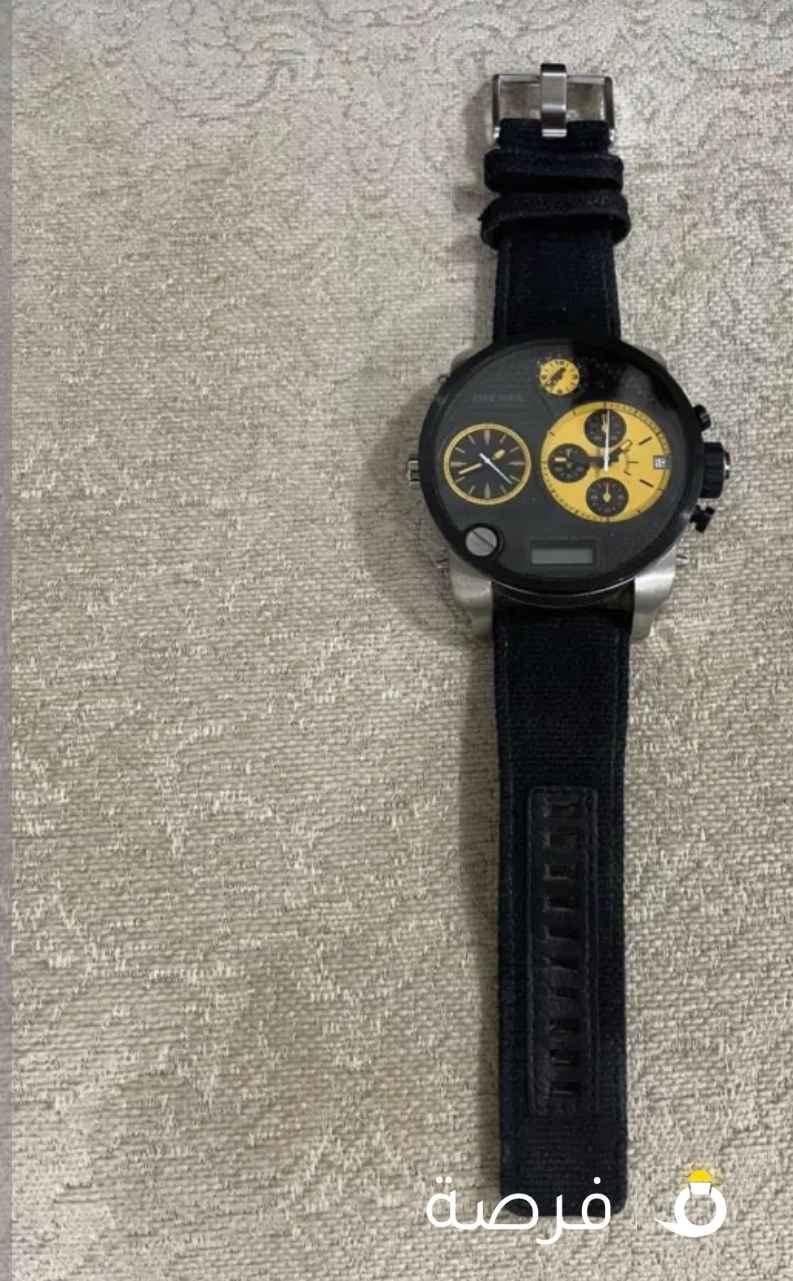 ساعة ديزل مكفولة مدي الحياة علي البطاريات
