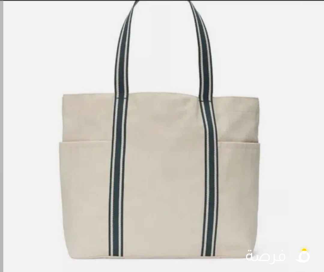 شنطة من بينك فكتوريا سيكرت لون بيج