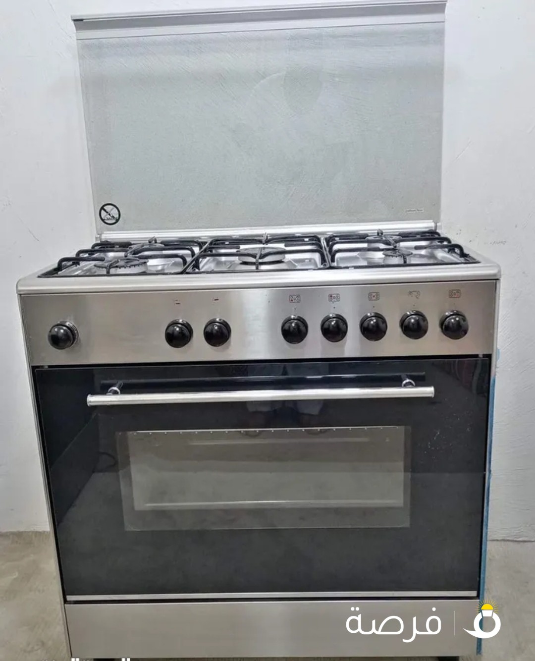 طباخ إيطالي خمسه شعلة استعمال خفيف مقاس 50 ×80 يجوز تشغيل الشوايه والفرن في وقت واحد