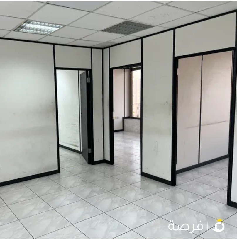 للايجار مكتب فخم بالسالمية للشركات الكبرى For rent a luxurious office in Salmiya 600 m