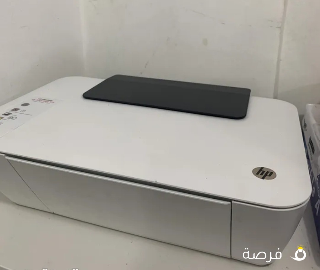 طابعه hp لم تستعمل بالكرتونه أسود والوان طباعه وسكنر