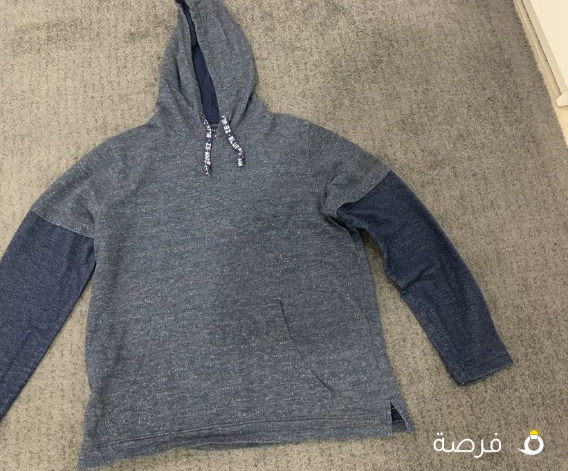 ملابس صيفية وشتوية