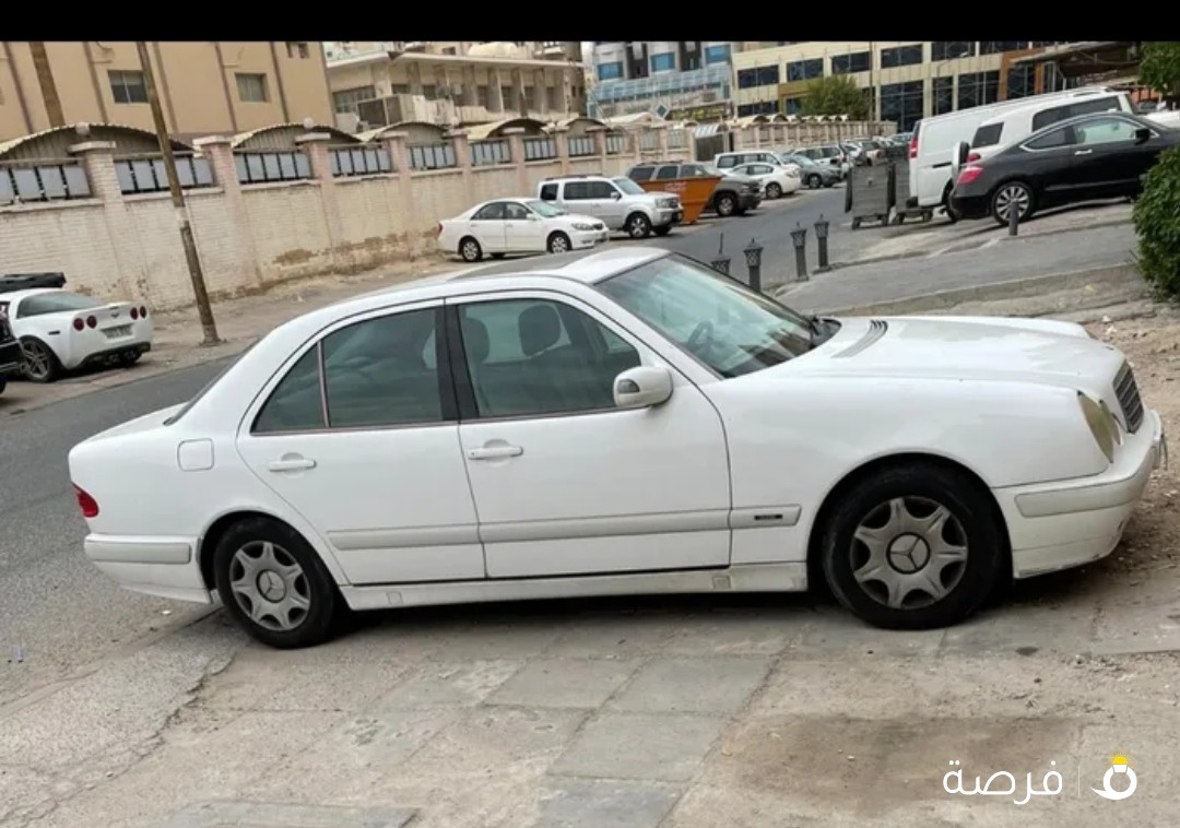 ام عيون تبارك الله ماشاء الله السياره سليمه شرط الفحص