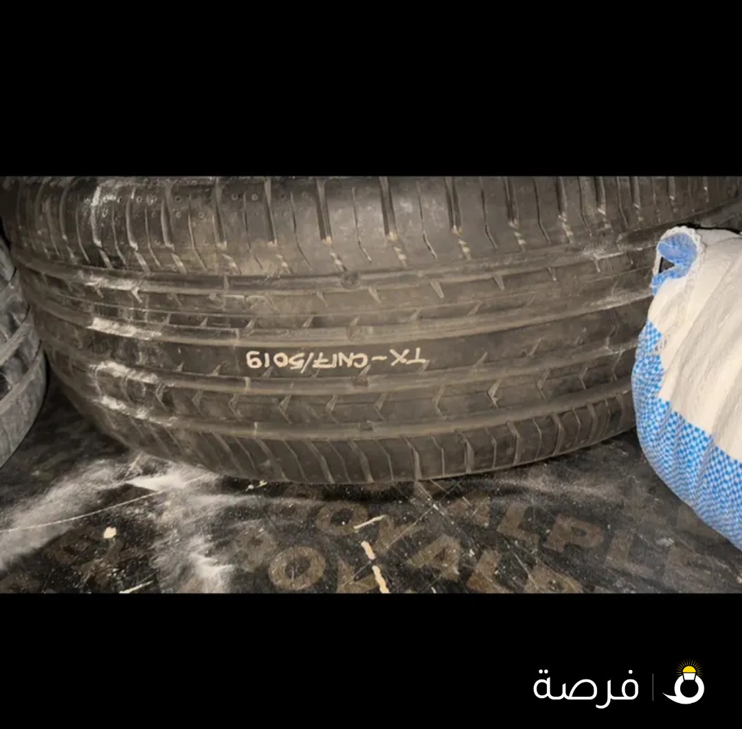 225/60/17 بحاله نظيف