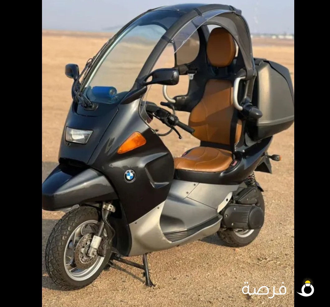 للنوادر BMW C1 موديل 2002 للبيع