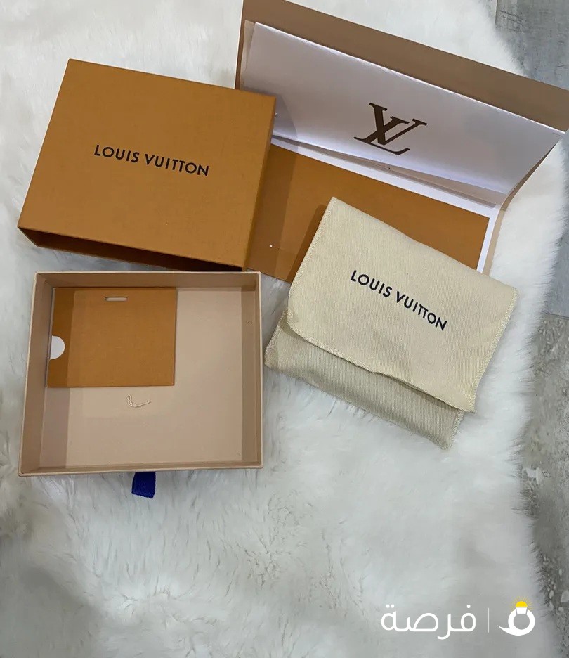بوك LV اصلي