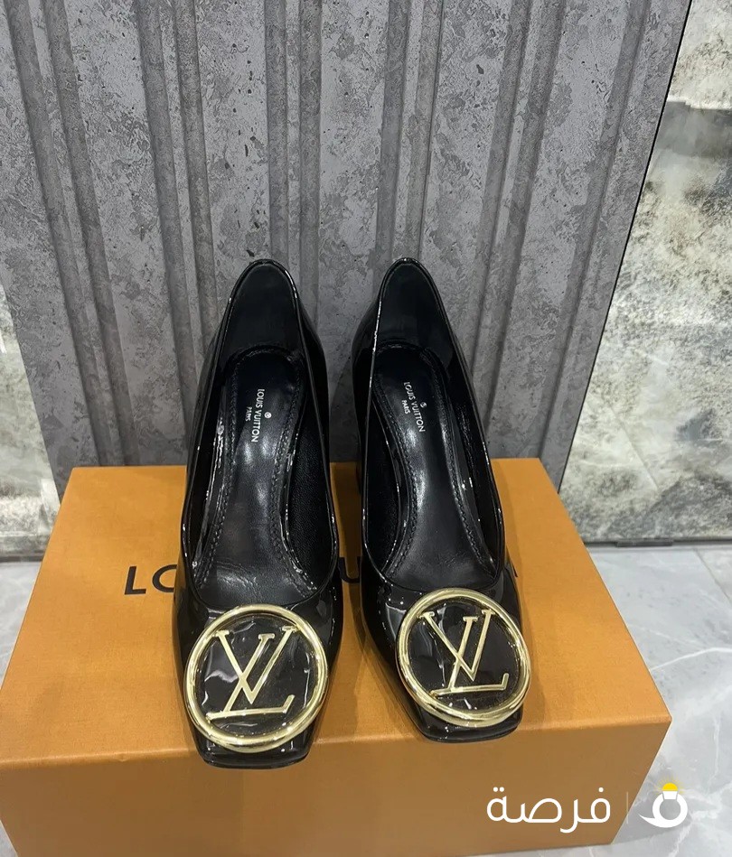 كعب LV اصلي