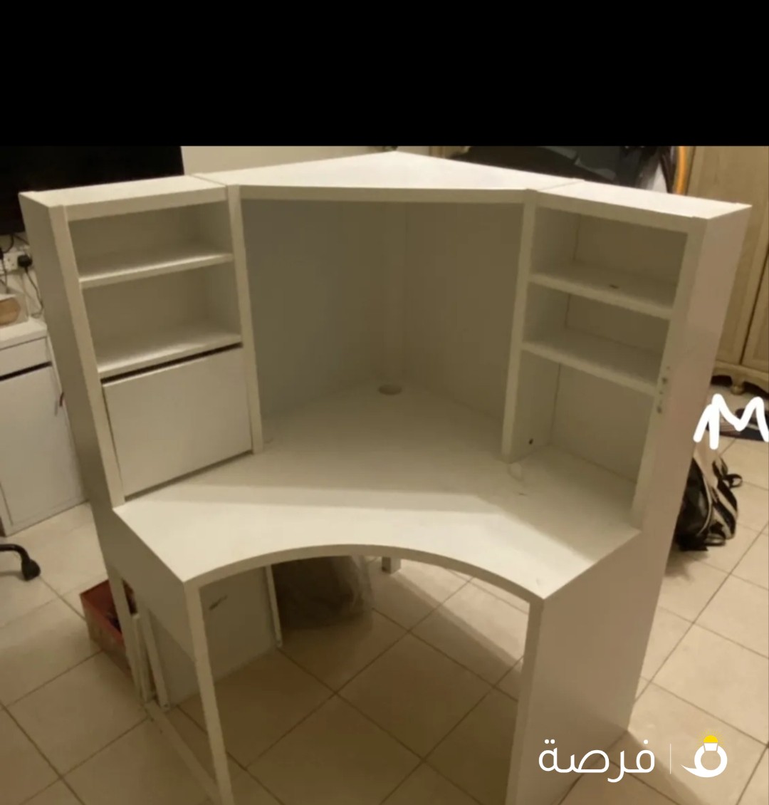 مكتب ايكيا ديسك زاوية ابيض نظيف
