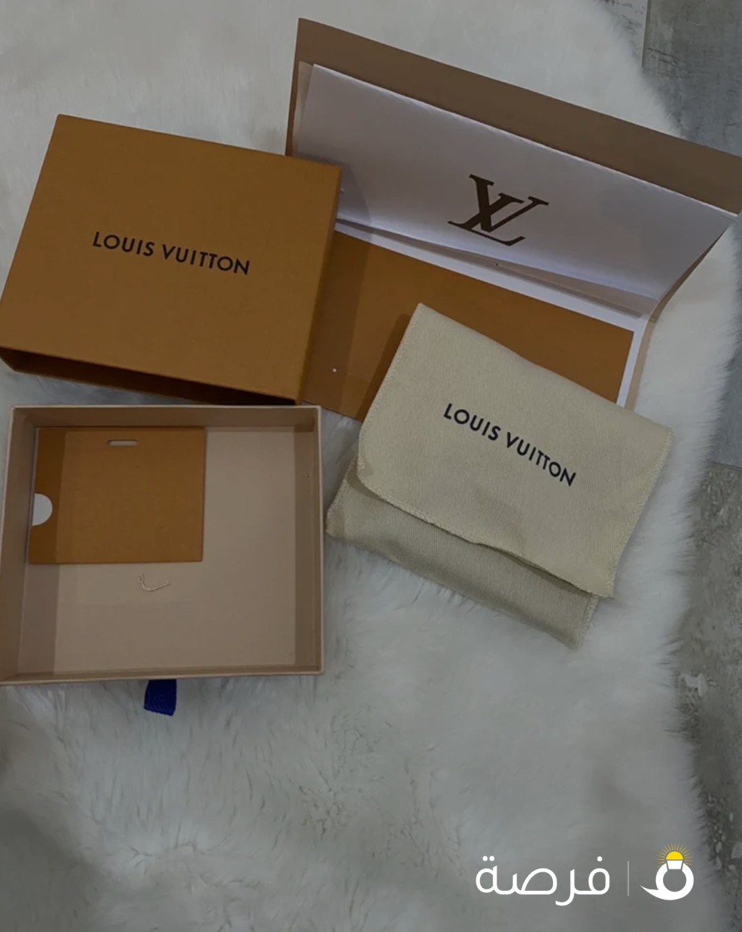 بوك LV اصلي