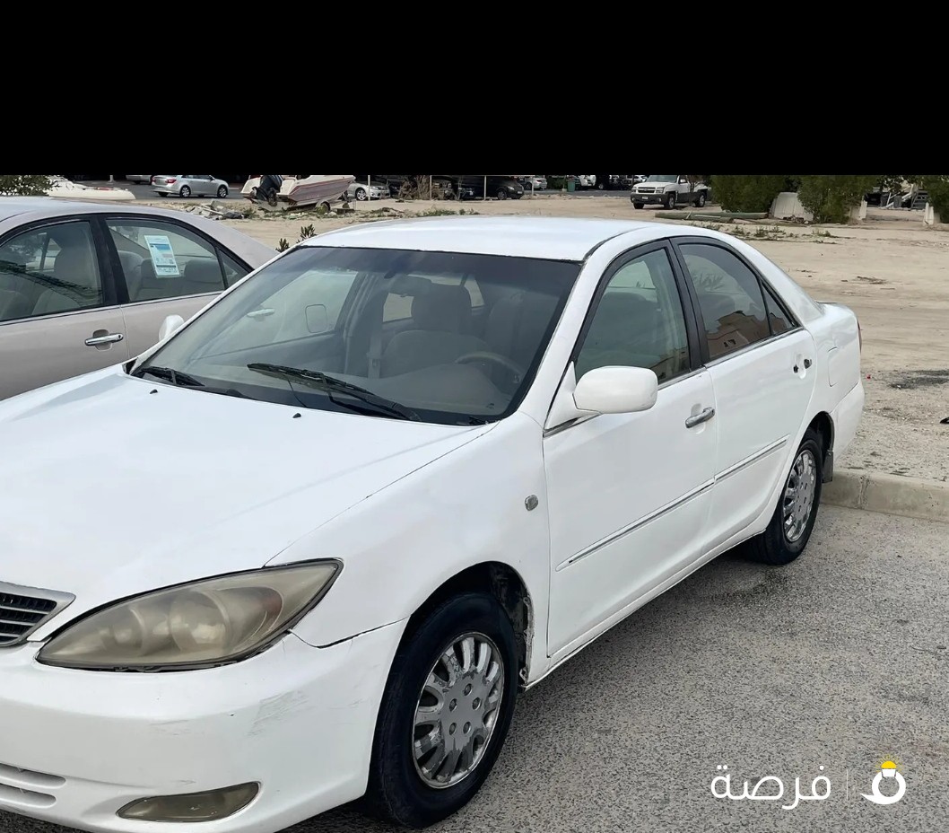 للبيع كامريتين 4سلندر موديل 2004و2003 مافيهم شي شغلين ومكينه وقير والبيعه على السيارتين سعرنهاىي