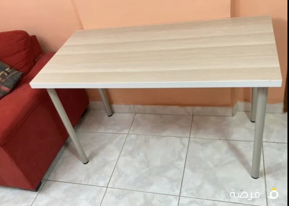 للبيع طاولة