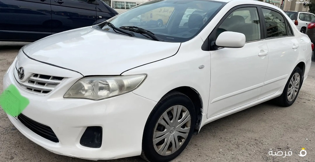 good condition FOR sale Toyota corolla 2013 model only call me