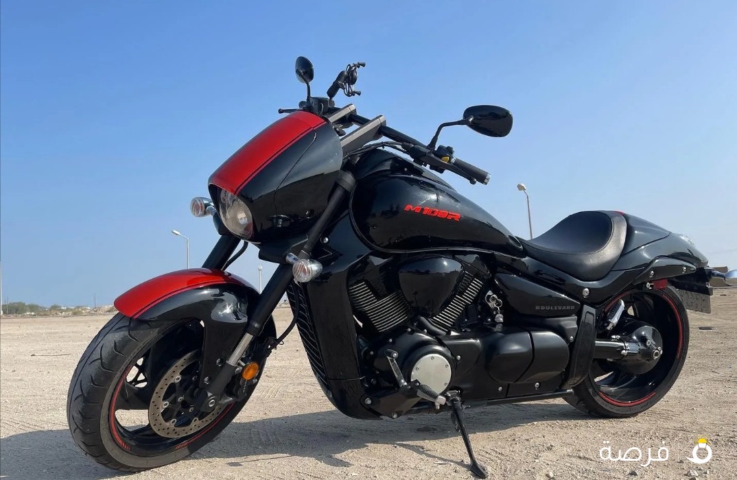 Suzuki Bouliverd M109 Boss edition 14,000 KM