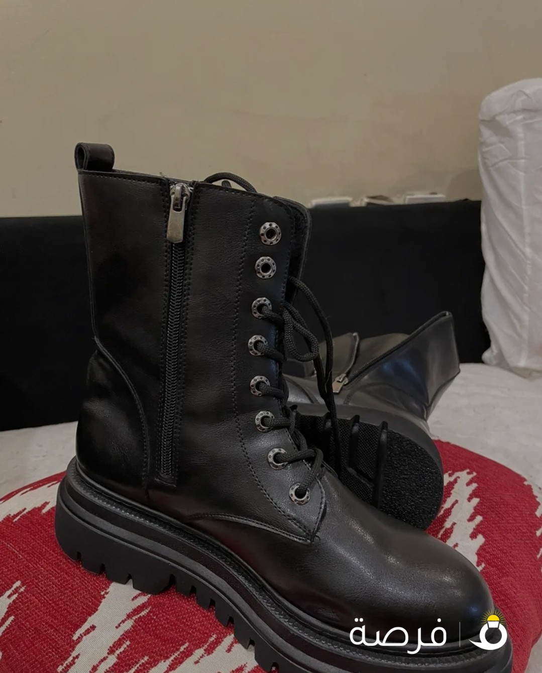 Leather boot